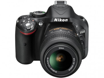 CAMARA REFLEX NIKON D5200 + 18/105 VR