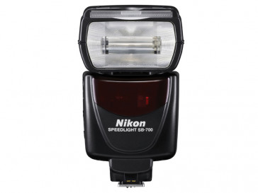SB700 NIKON